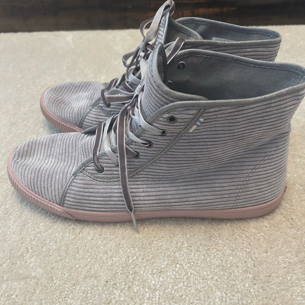 High-Top Gray Sneakers